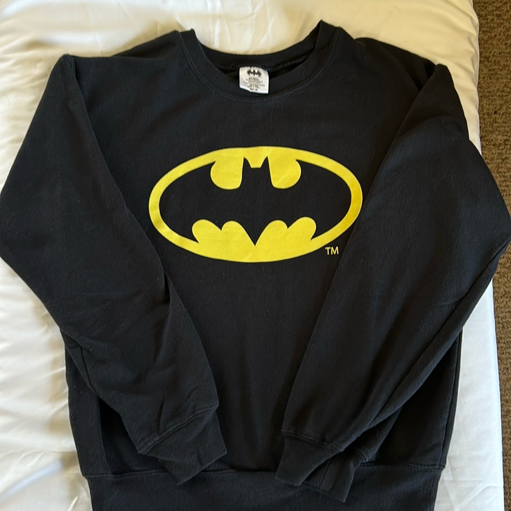 Black crew neck Batman sweatshirt, size medium
